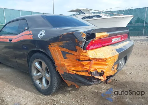 2014 Dodge Challenger Sxt from USA, damaged, VIN 2C3CDYAGXEH110850